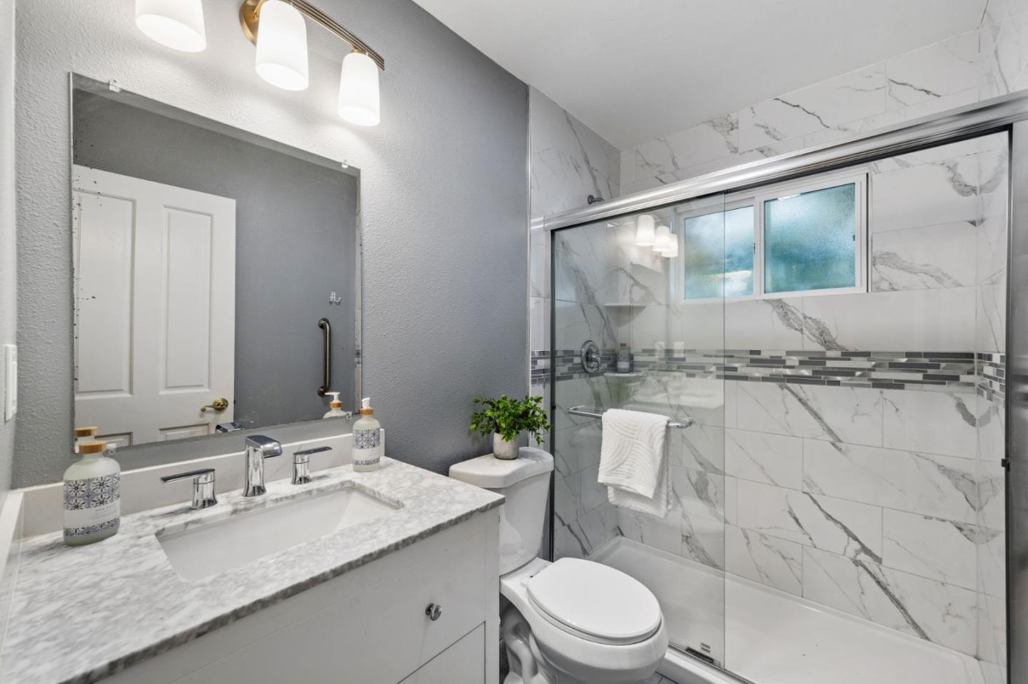 1259 North Central Avenue