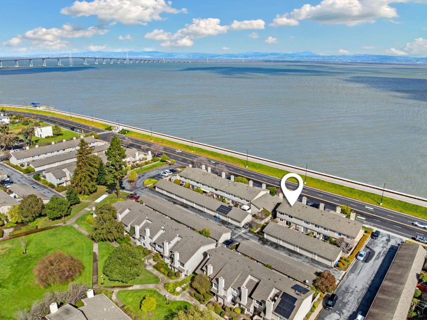 1527 Beach Park Boulevard