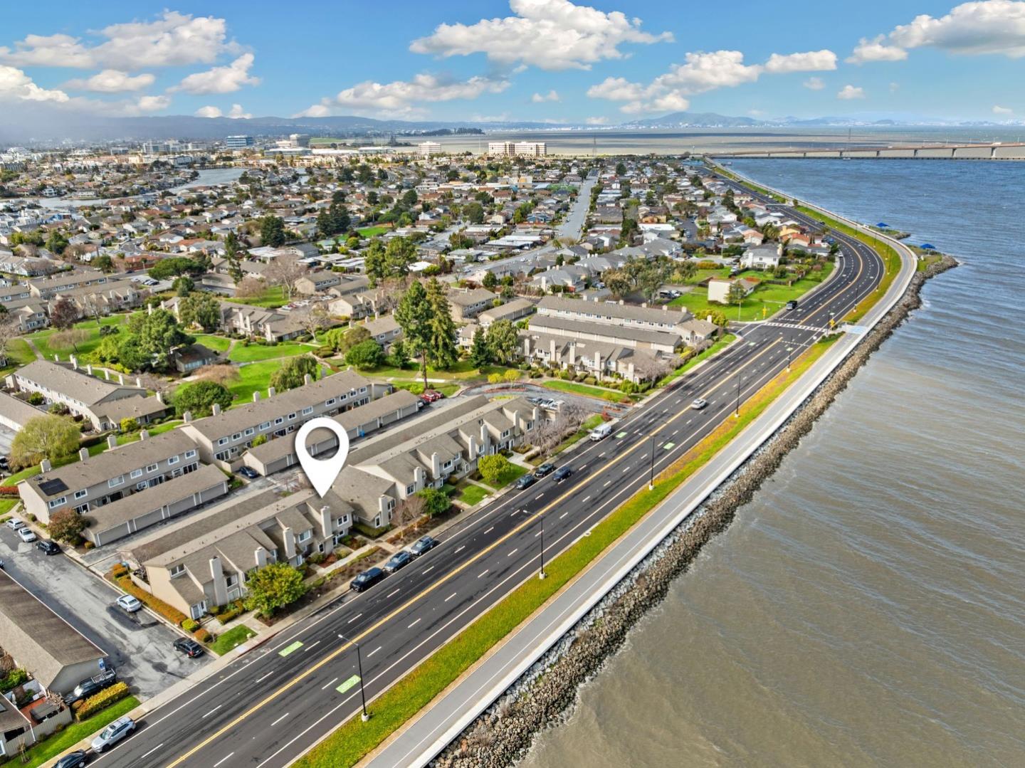 1527 Beach Park Boulevard