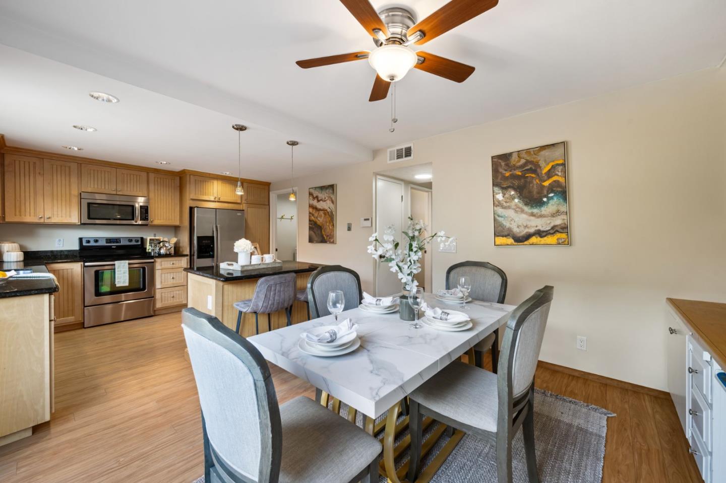 1527 Beach Park Boulevard