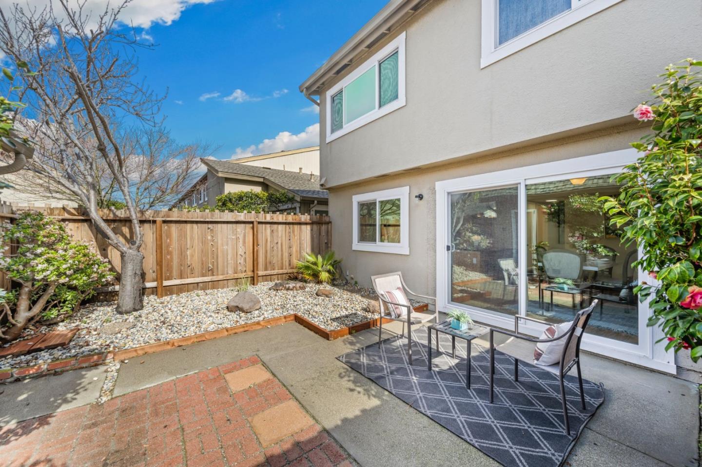 1527 Beach Park Boulevard