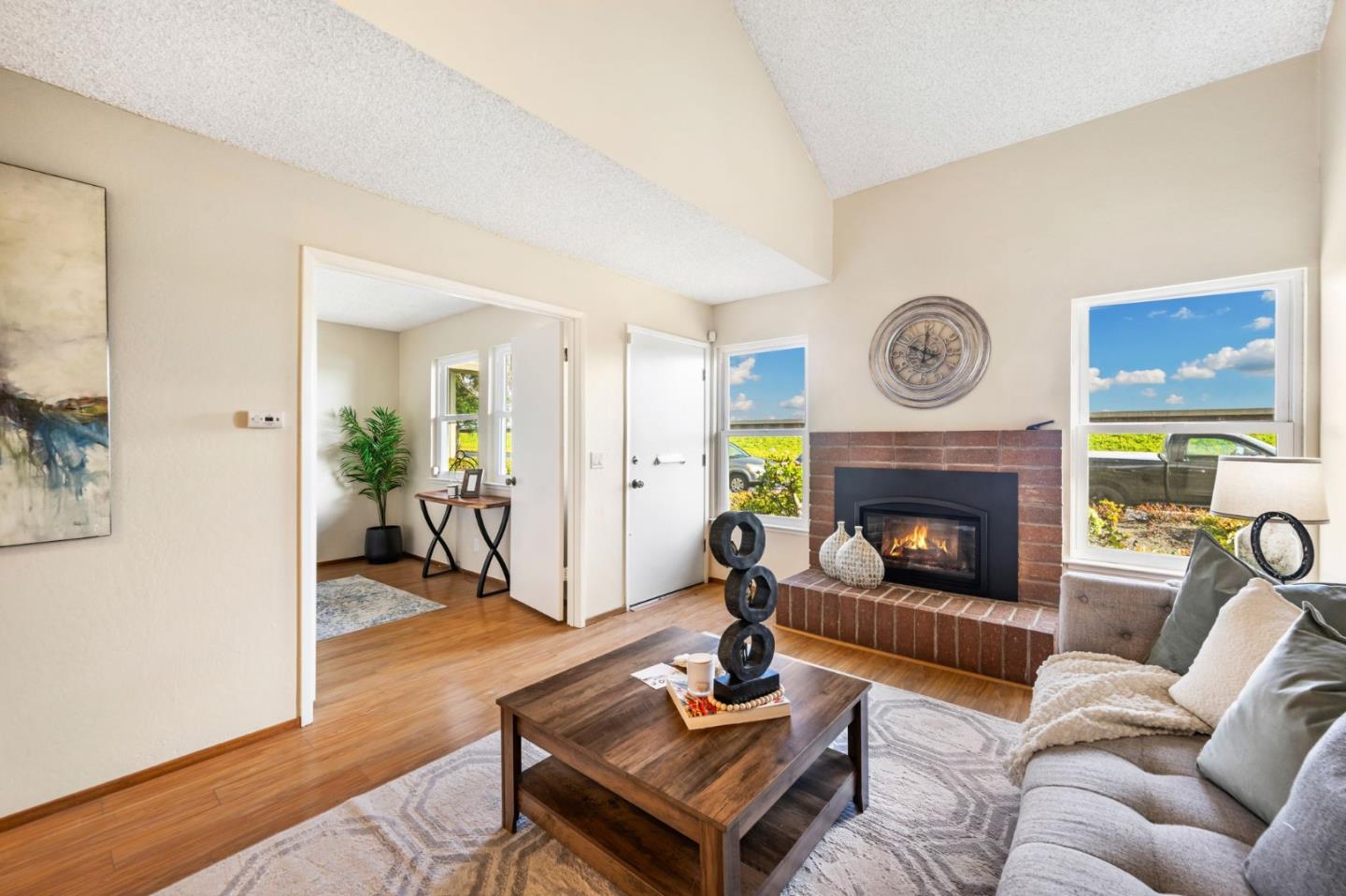 1527 Beach Park Boulevard