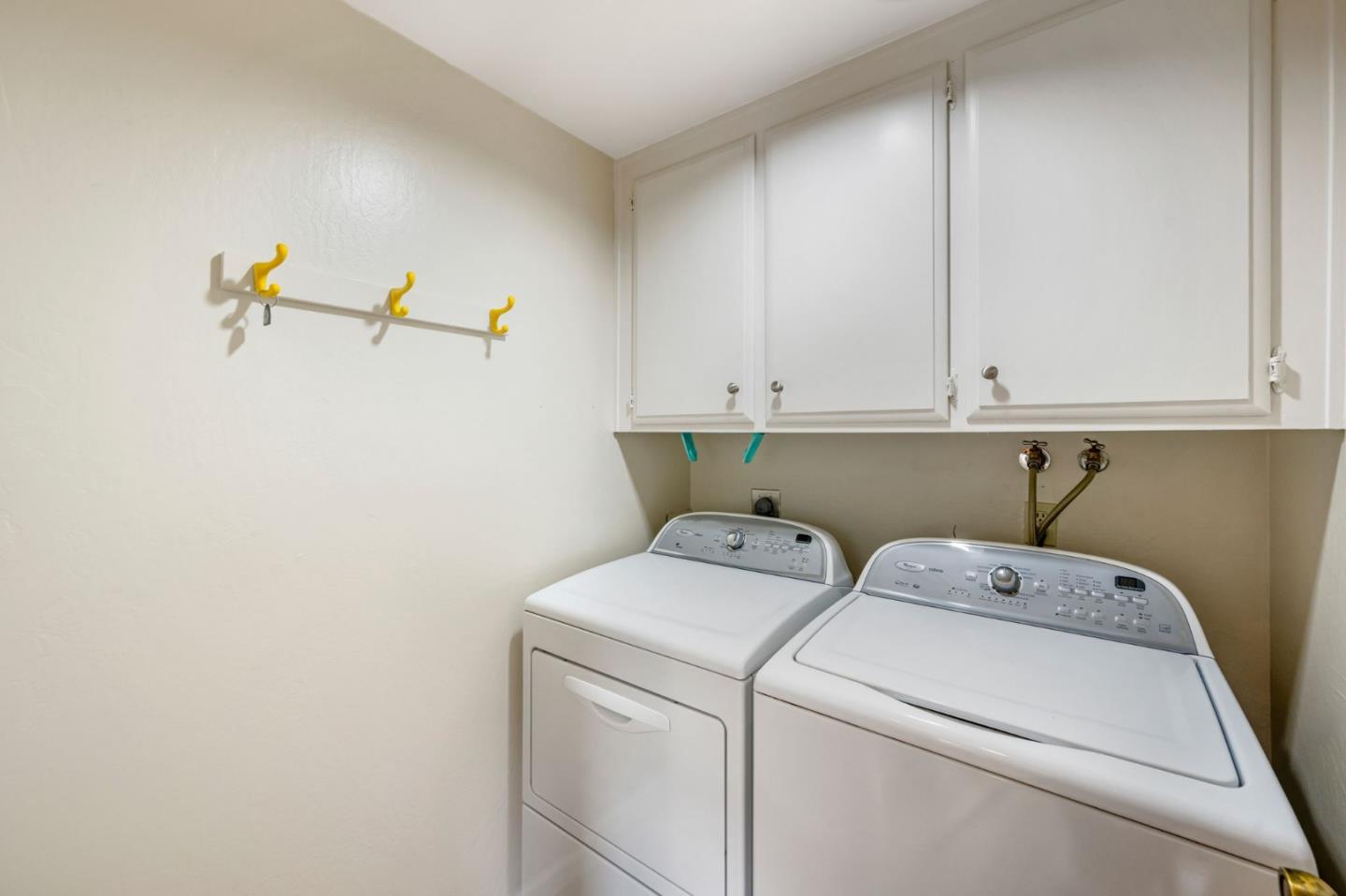 1527 Beach Park Boulevard