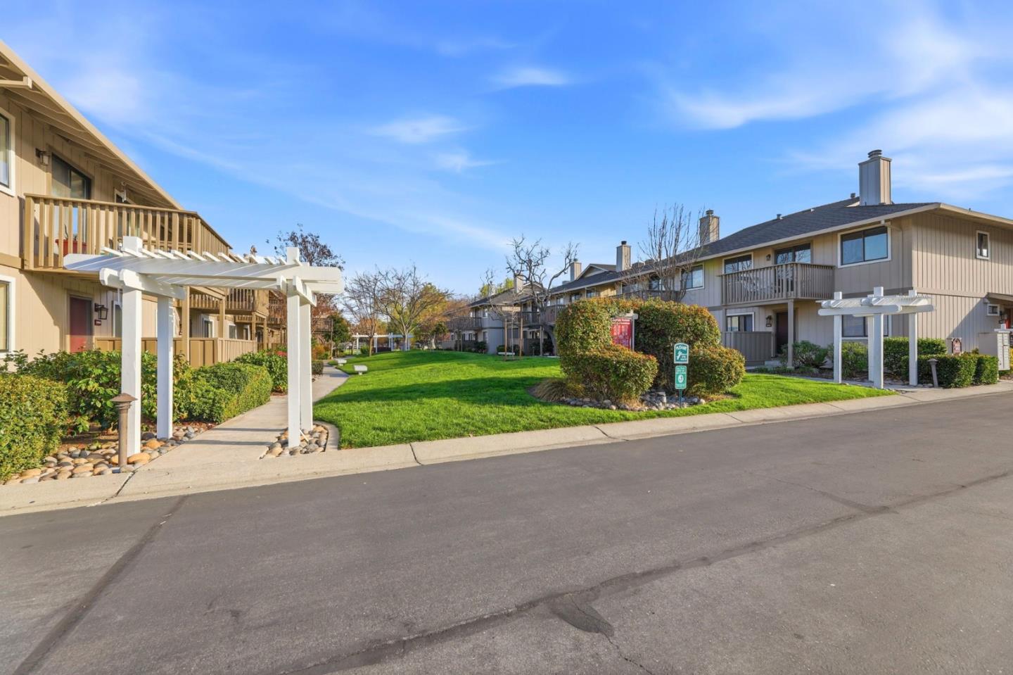 18932 Sara Park Circle 72