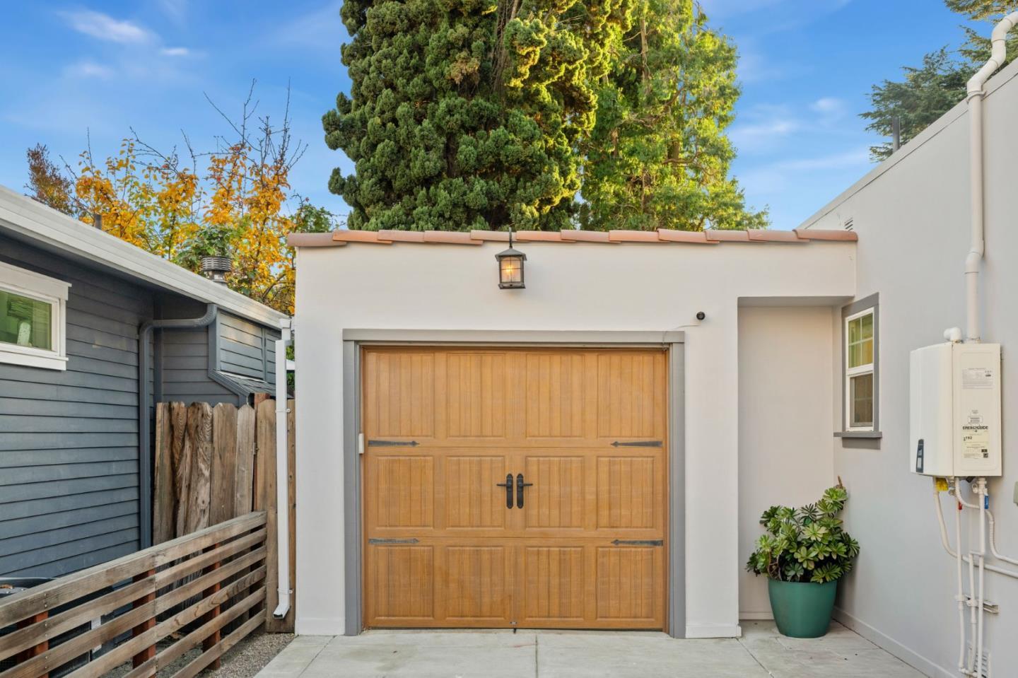 920 West Julian Street