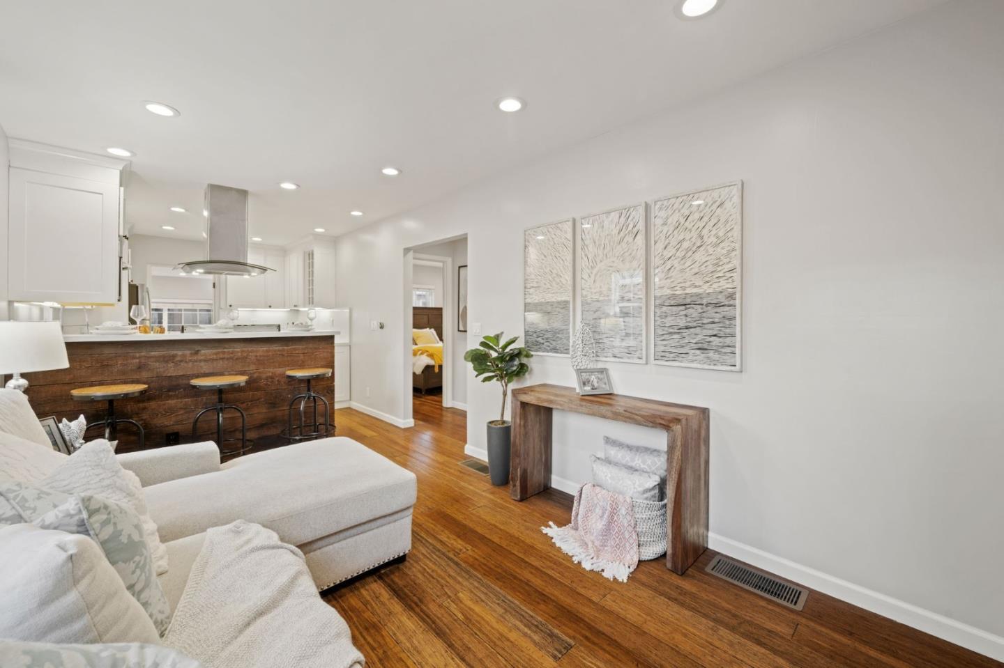 920 West Julian Street