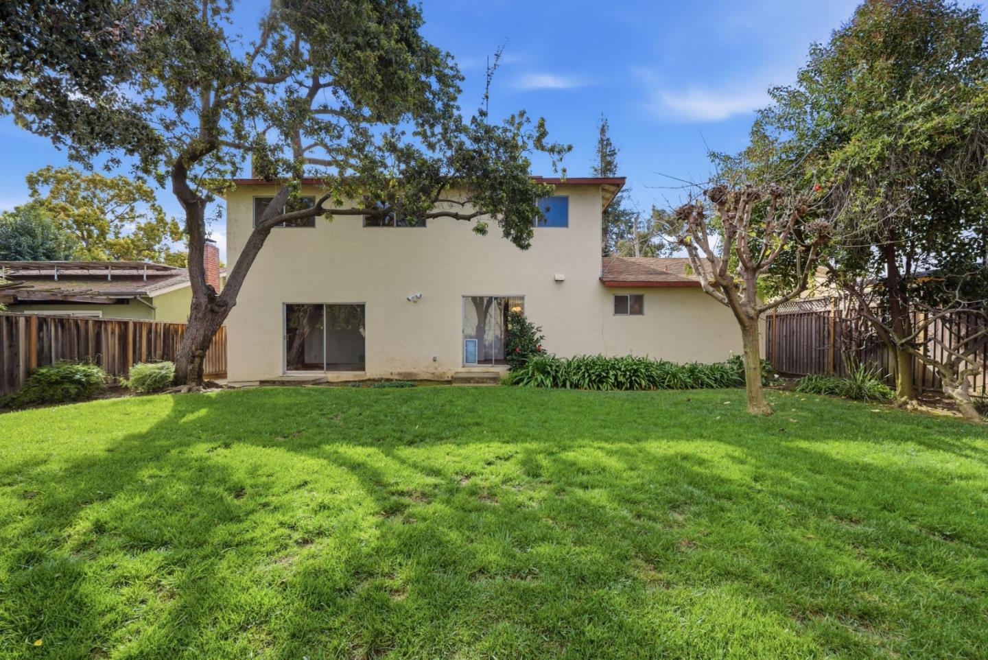 2261 Central Park Drive