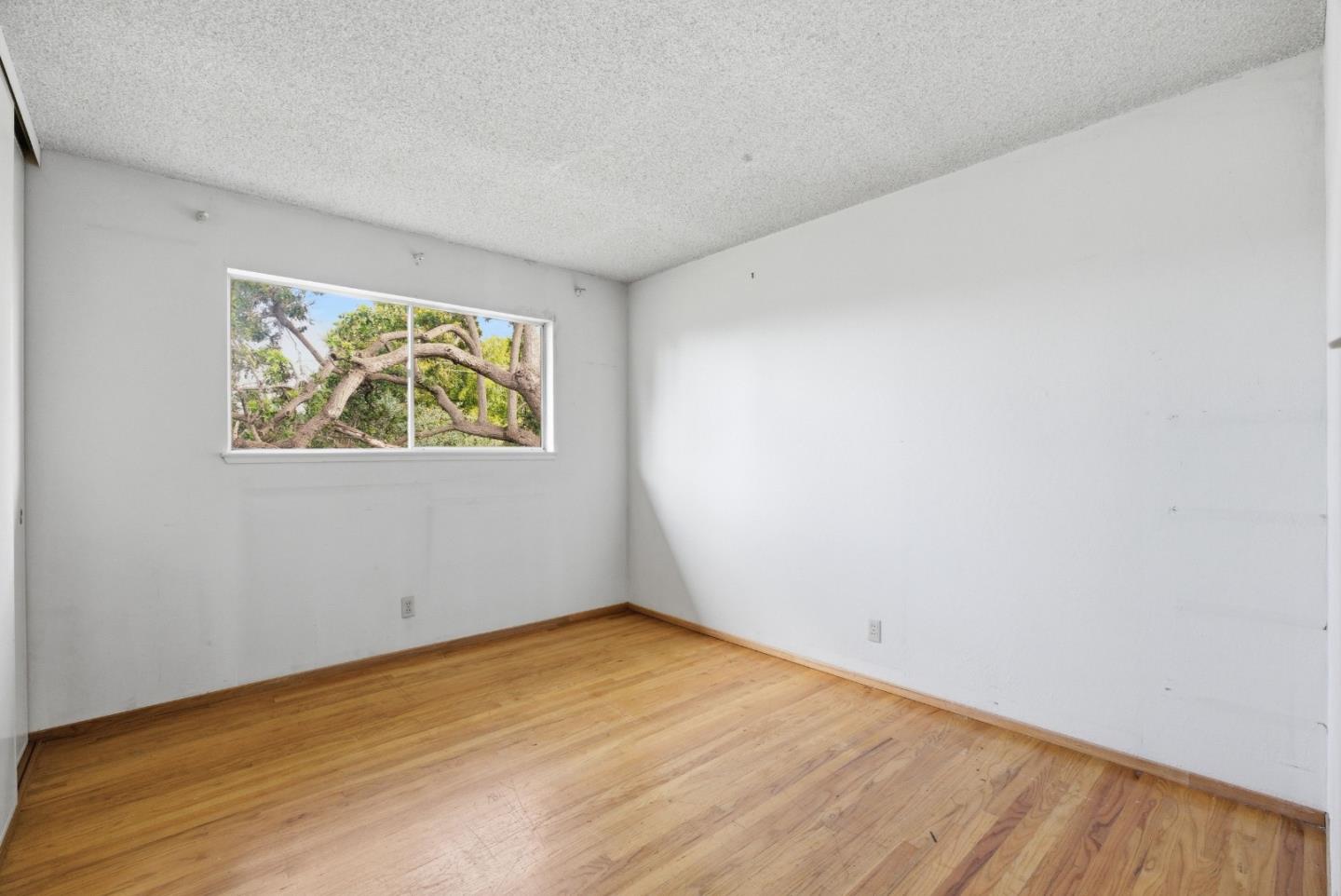 2261 Central Park Drive