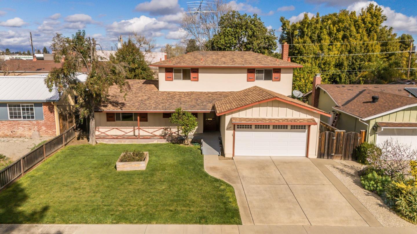 2261 Central Park Drive