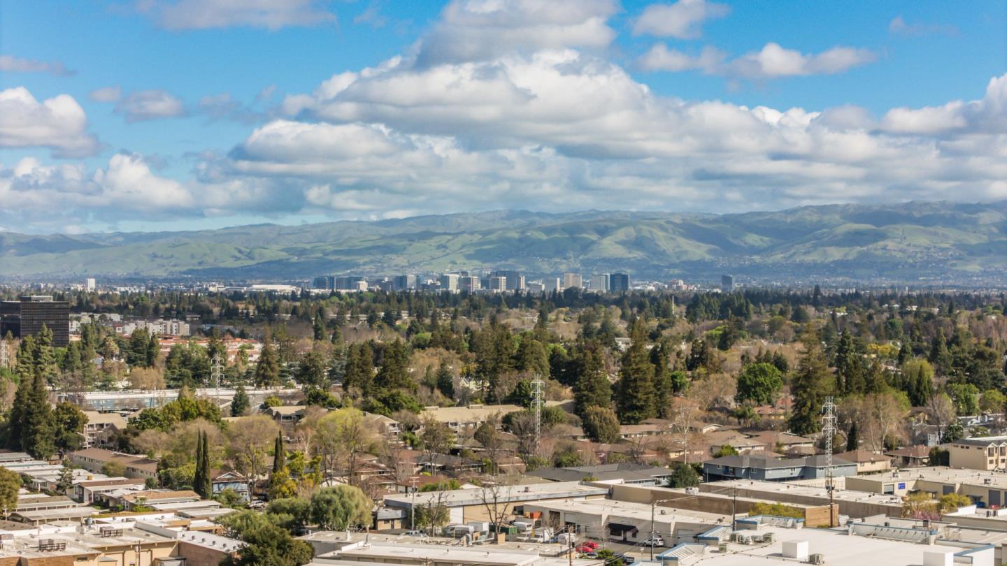 2261 Central Park Drive