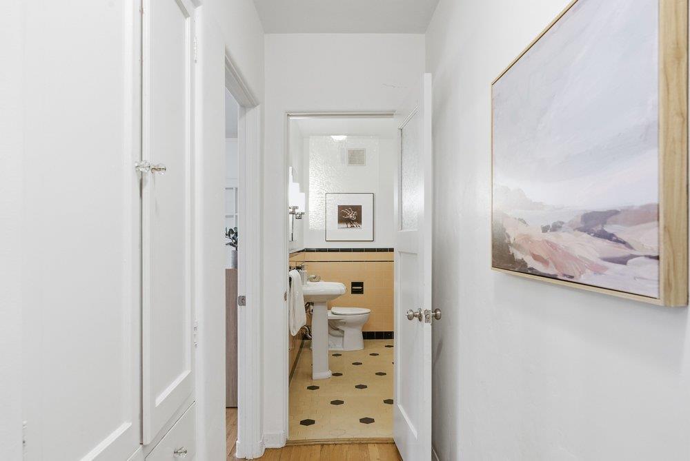 1555 Calaveras Avenue