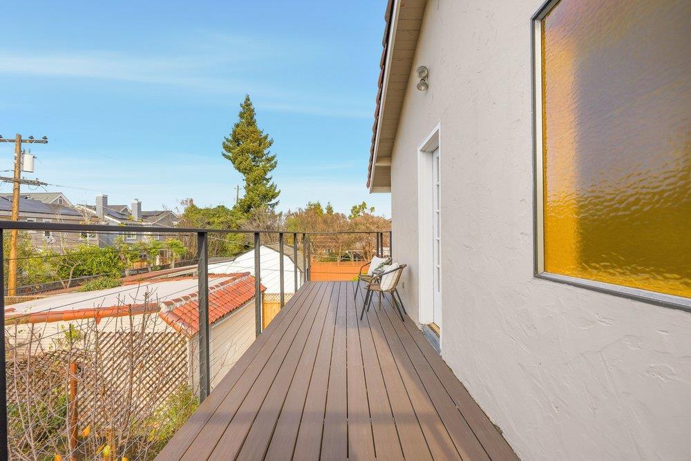 1555 Calaveras Avenue