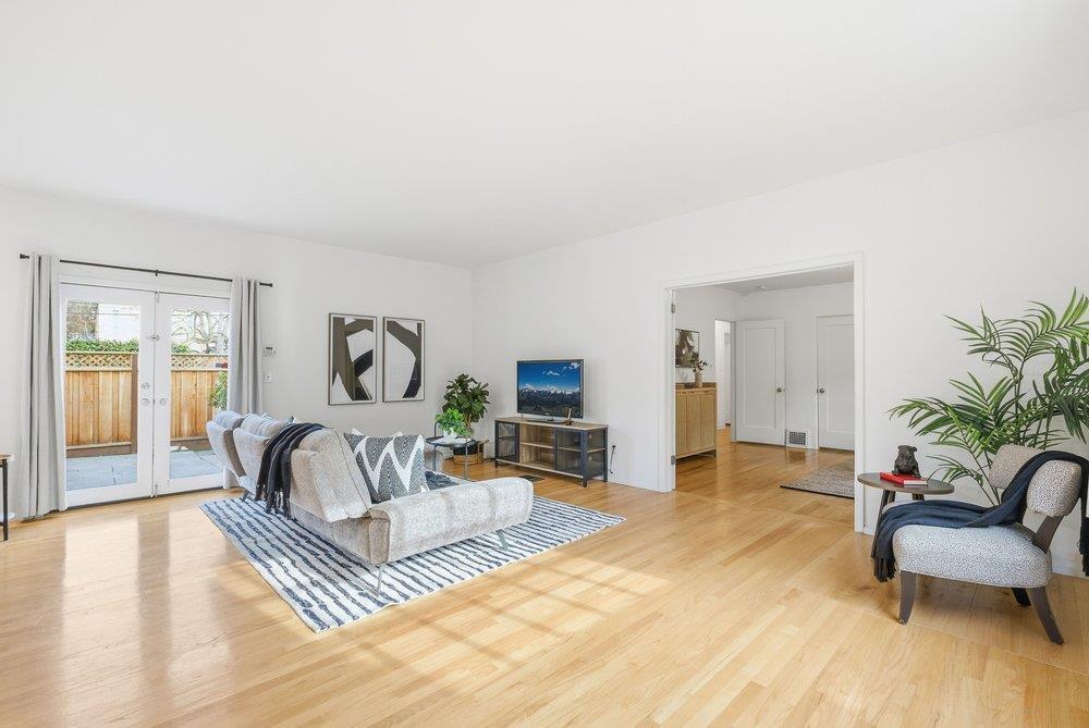 1555 Calaveras Avenue