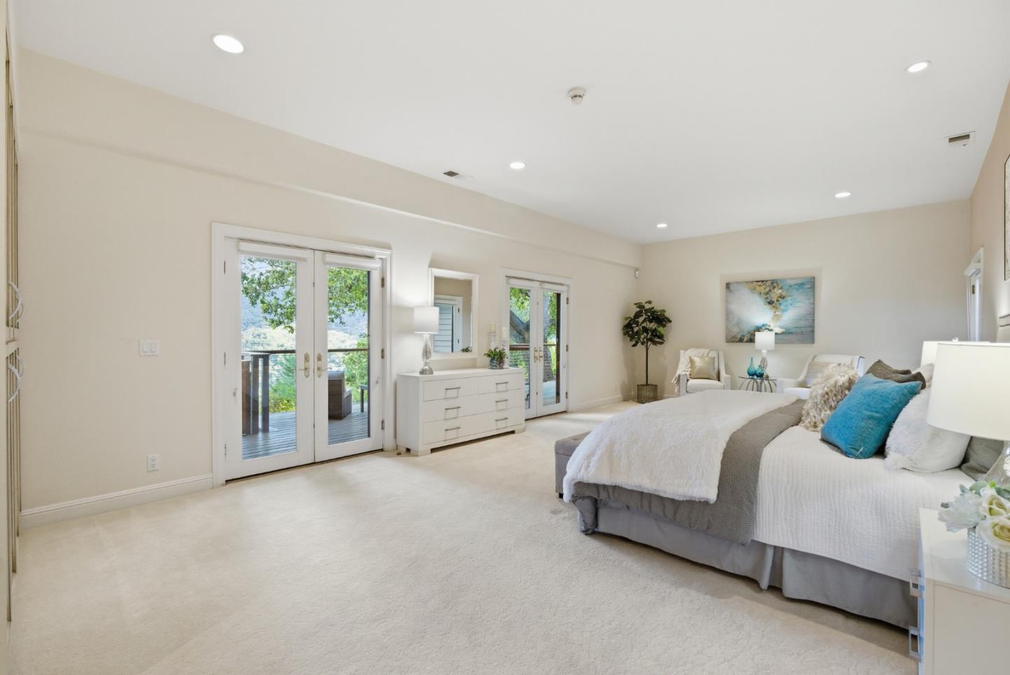 530 Santa Rosa Drive