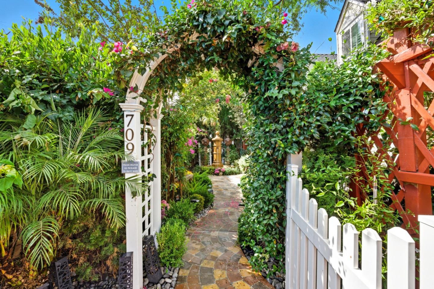 709 Minnesota Avenue