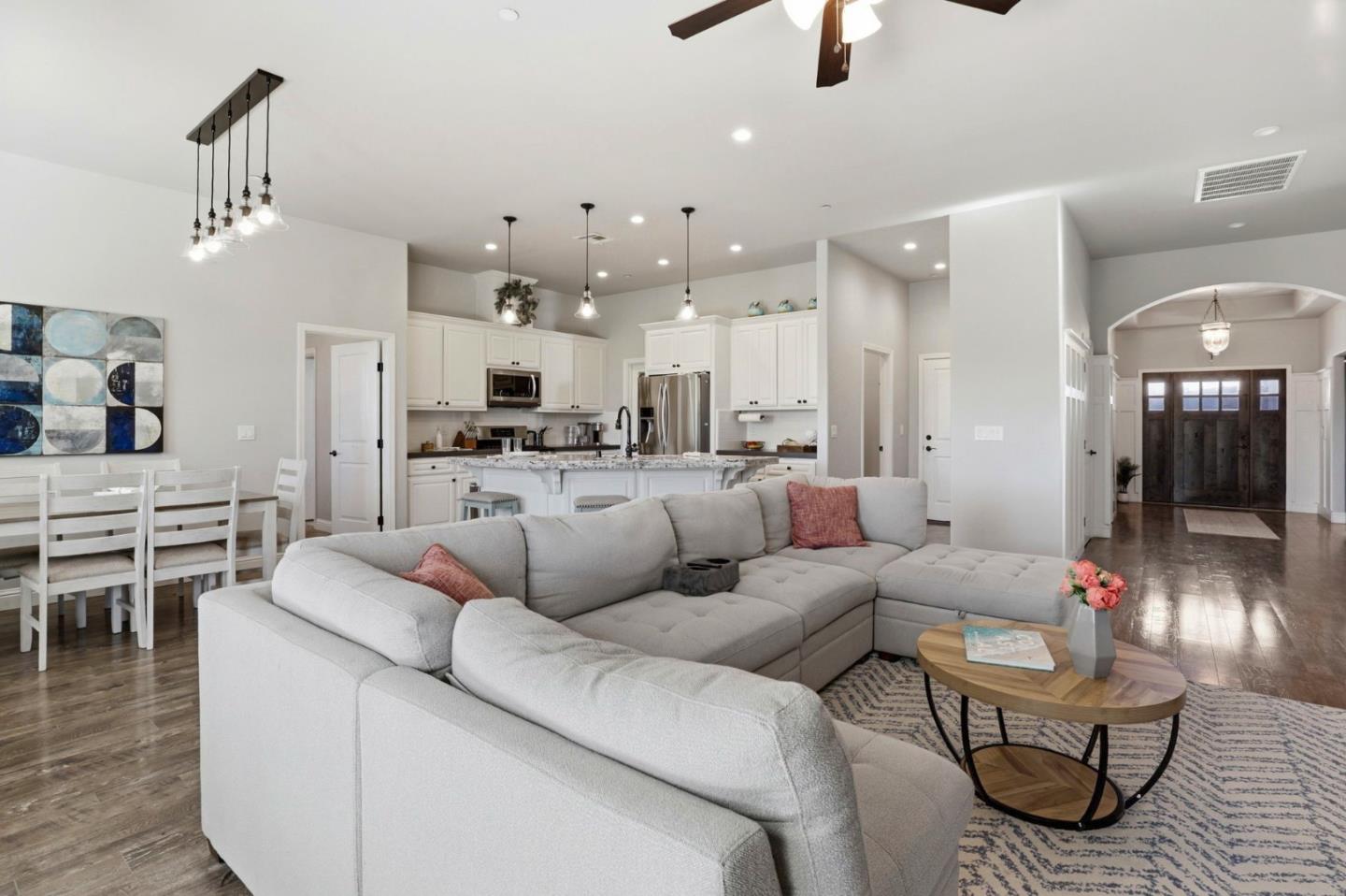 83 San Antonio Street