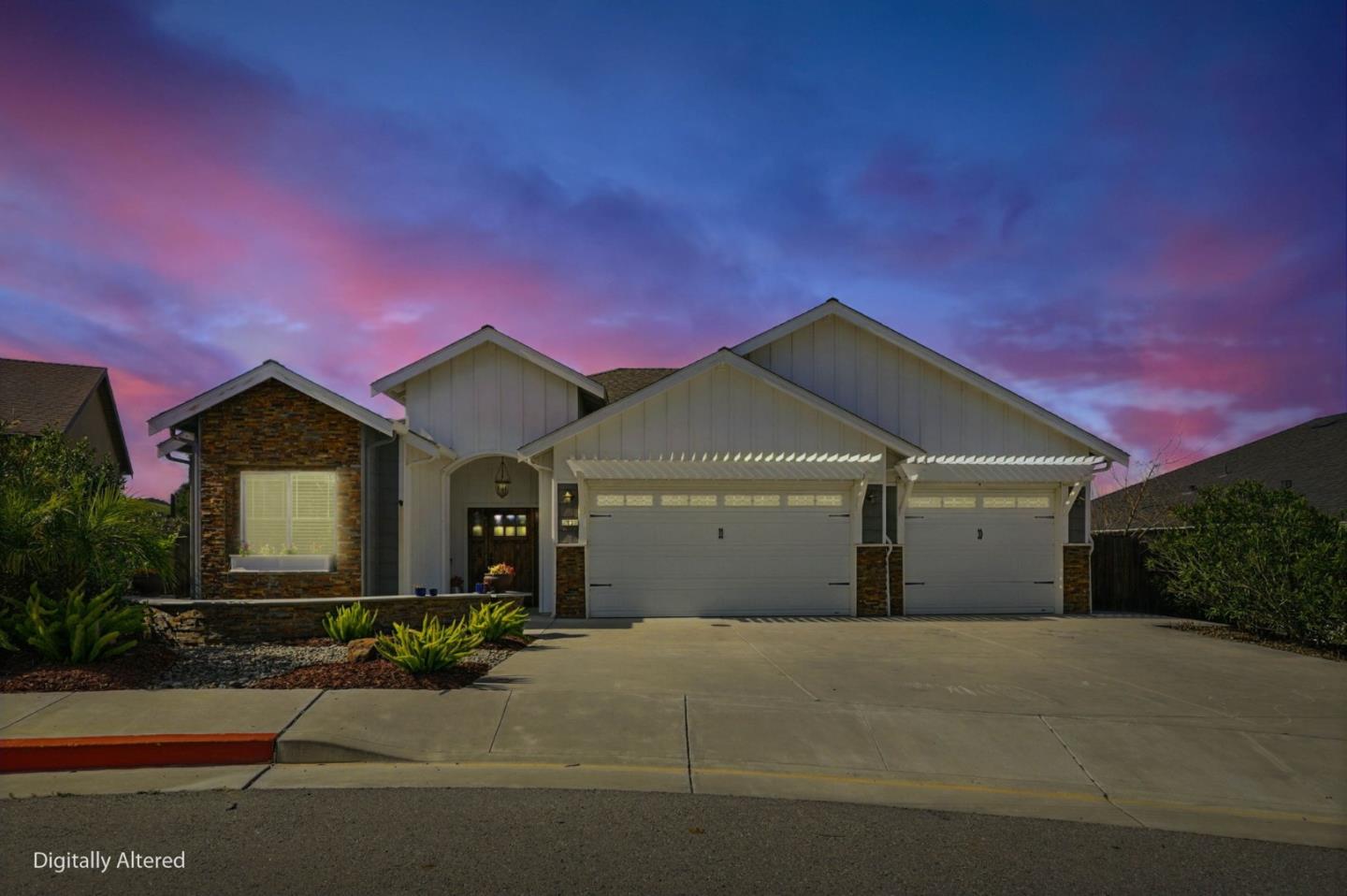 83 San Antonio Street