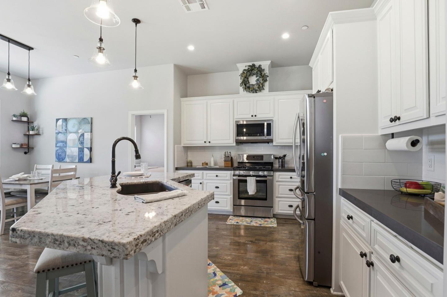 83 San Antonio Street