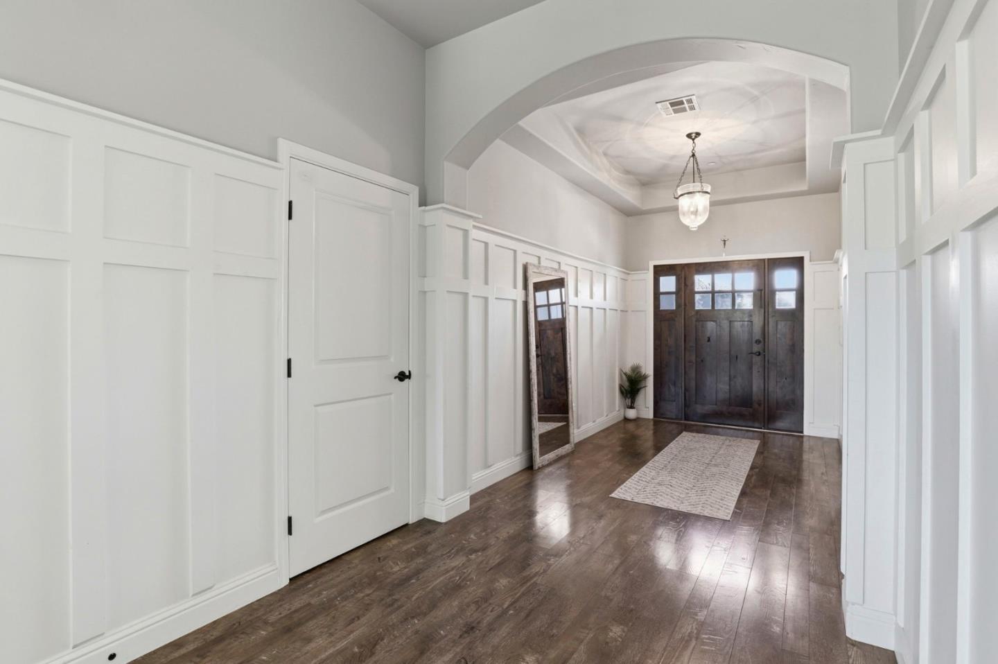 83 San Antonio Street