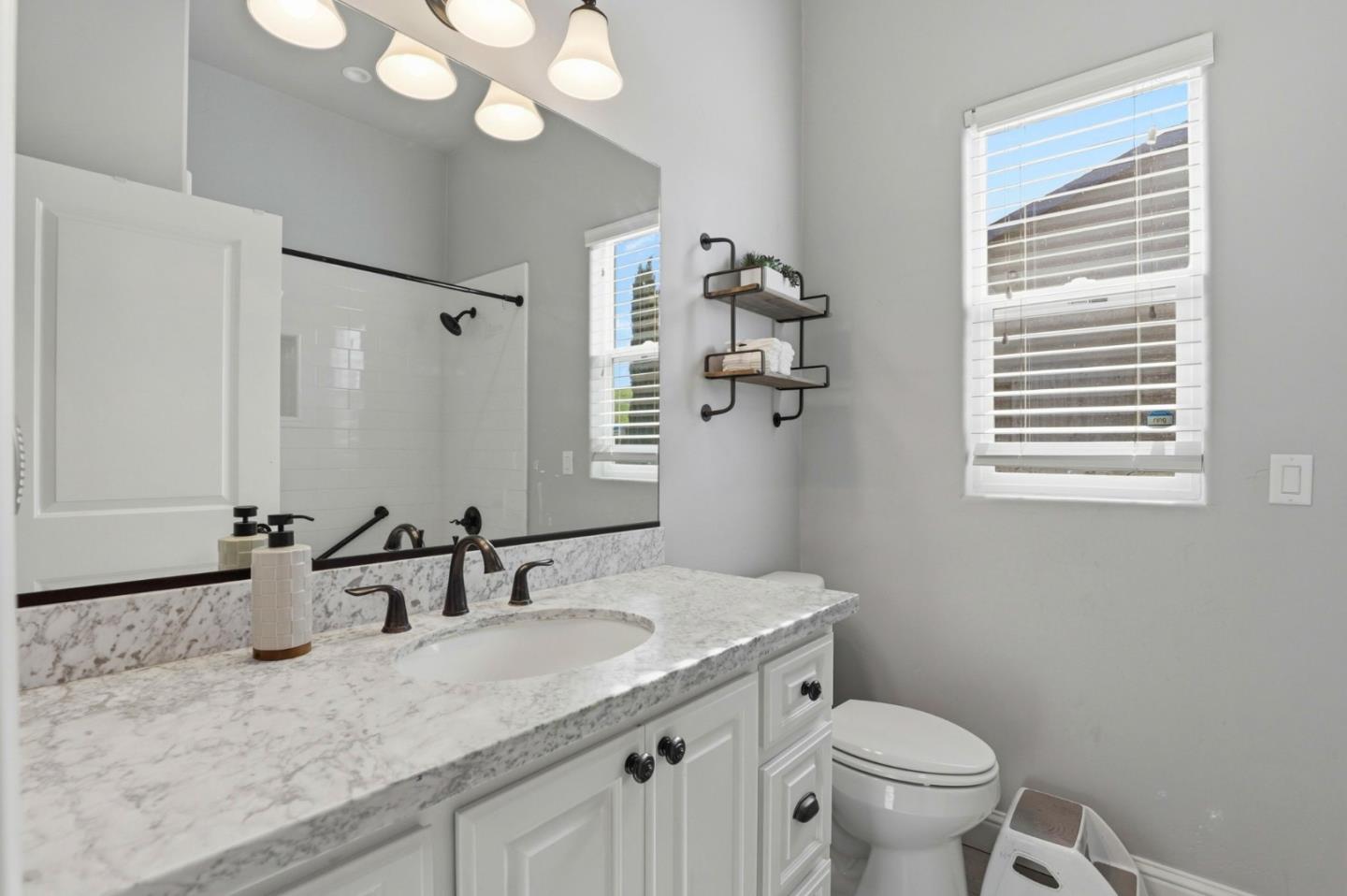 83 San Antonio Street