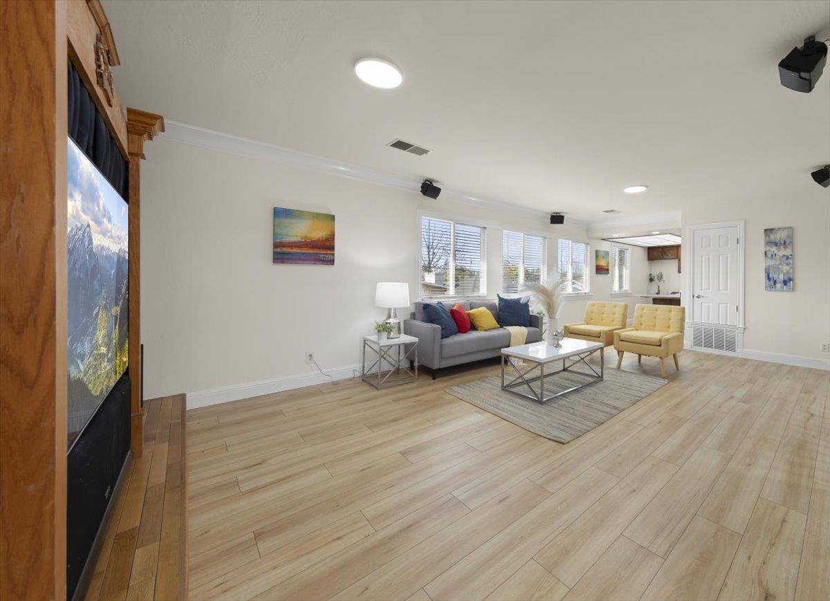 3393 Kathleen Street