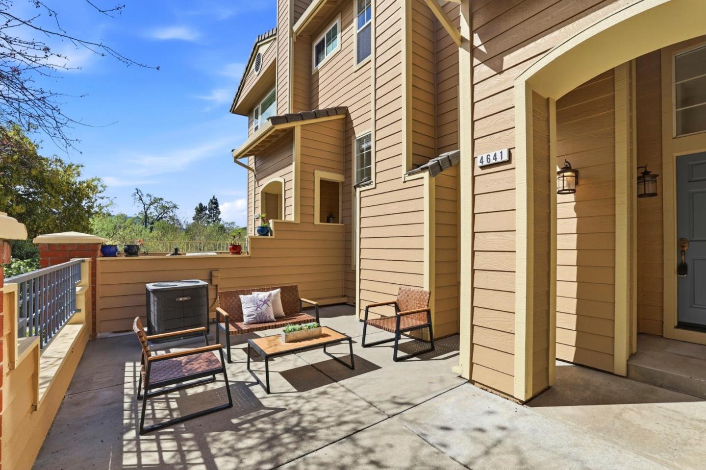 4641 Hampton Falls Place