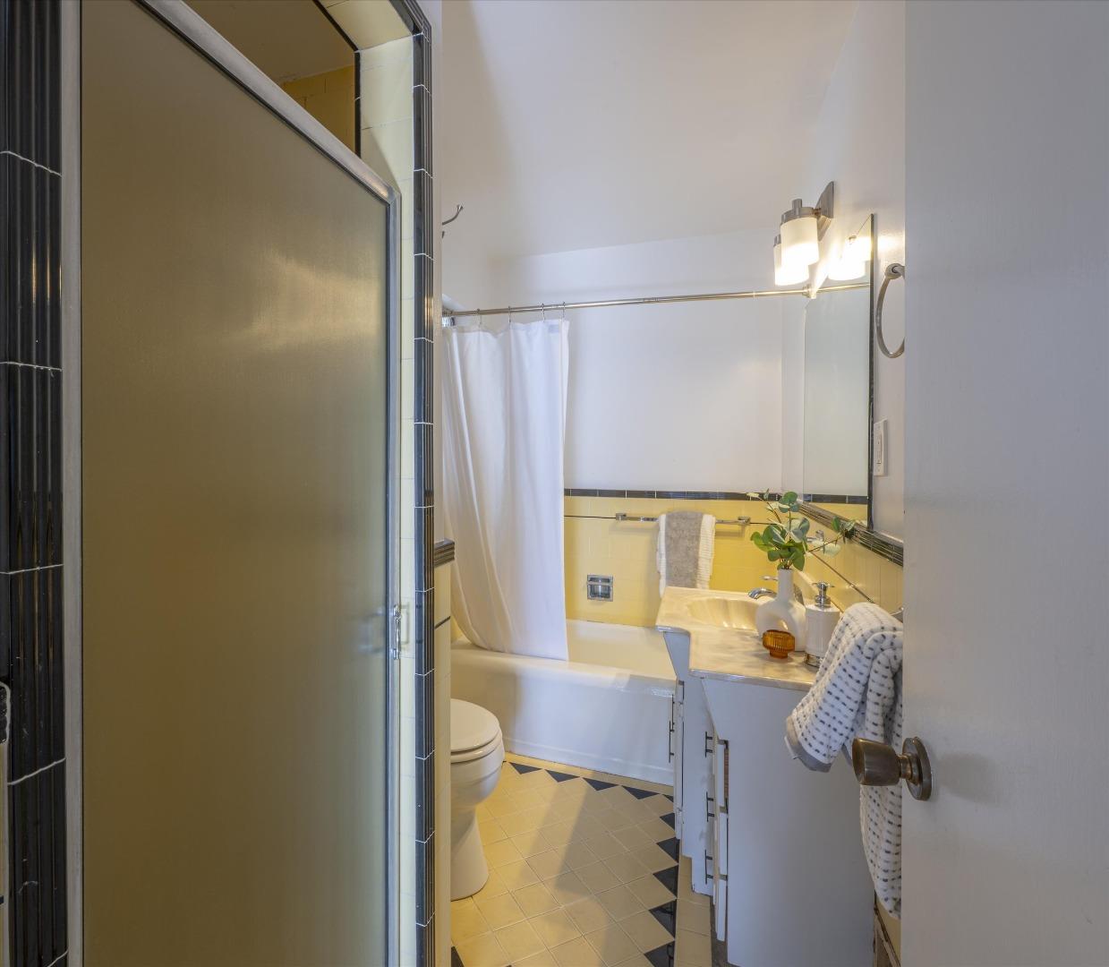 1196 Foothill Street