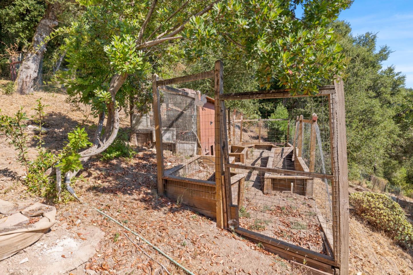 25435 Hutchinson Road