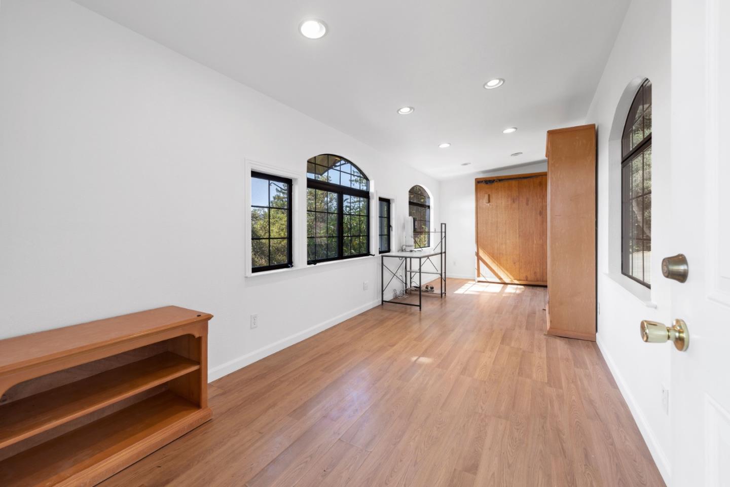 25435 Hutchinson Road