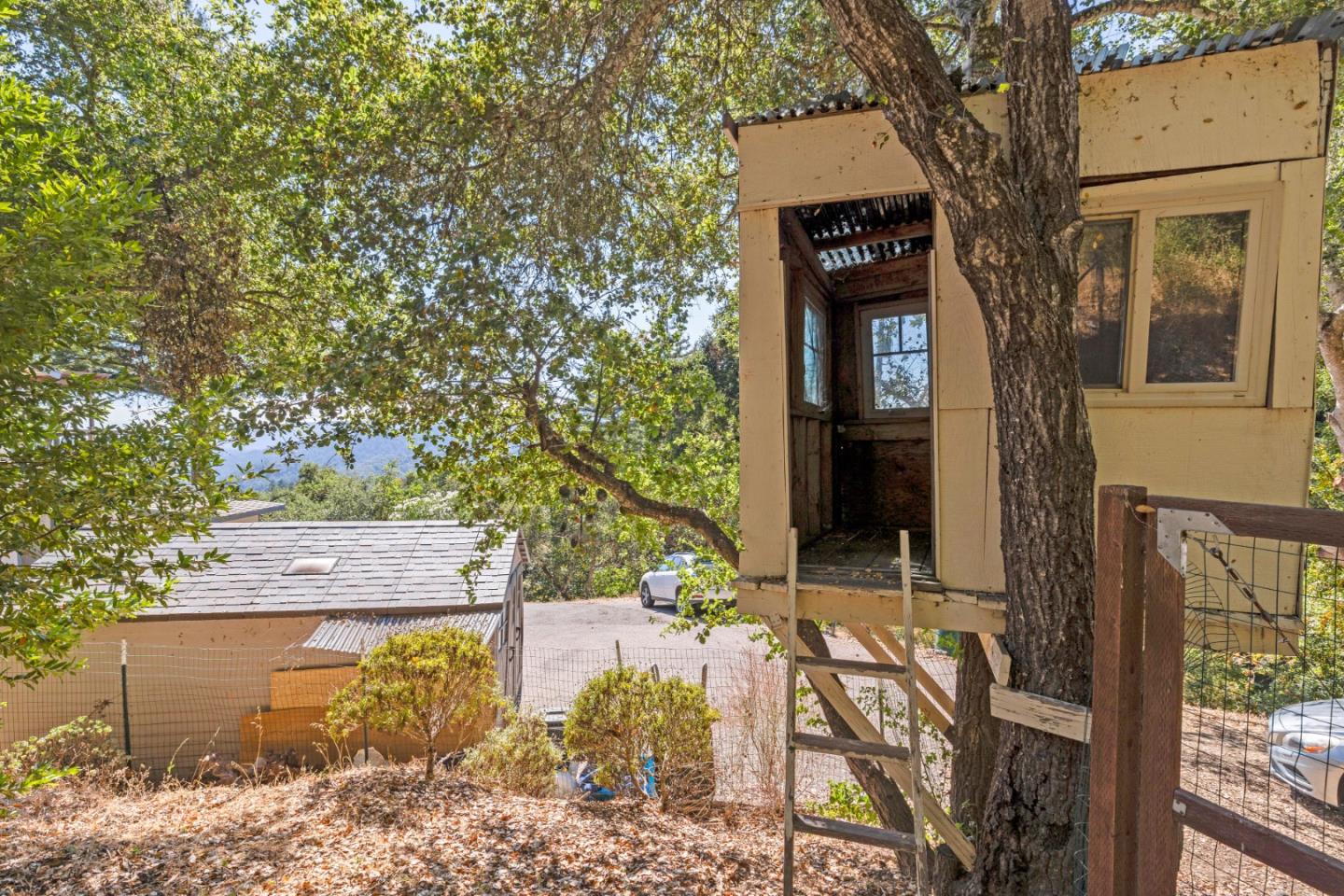 25435 Hutchinson Road