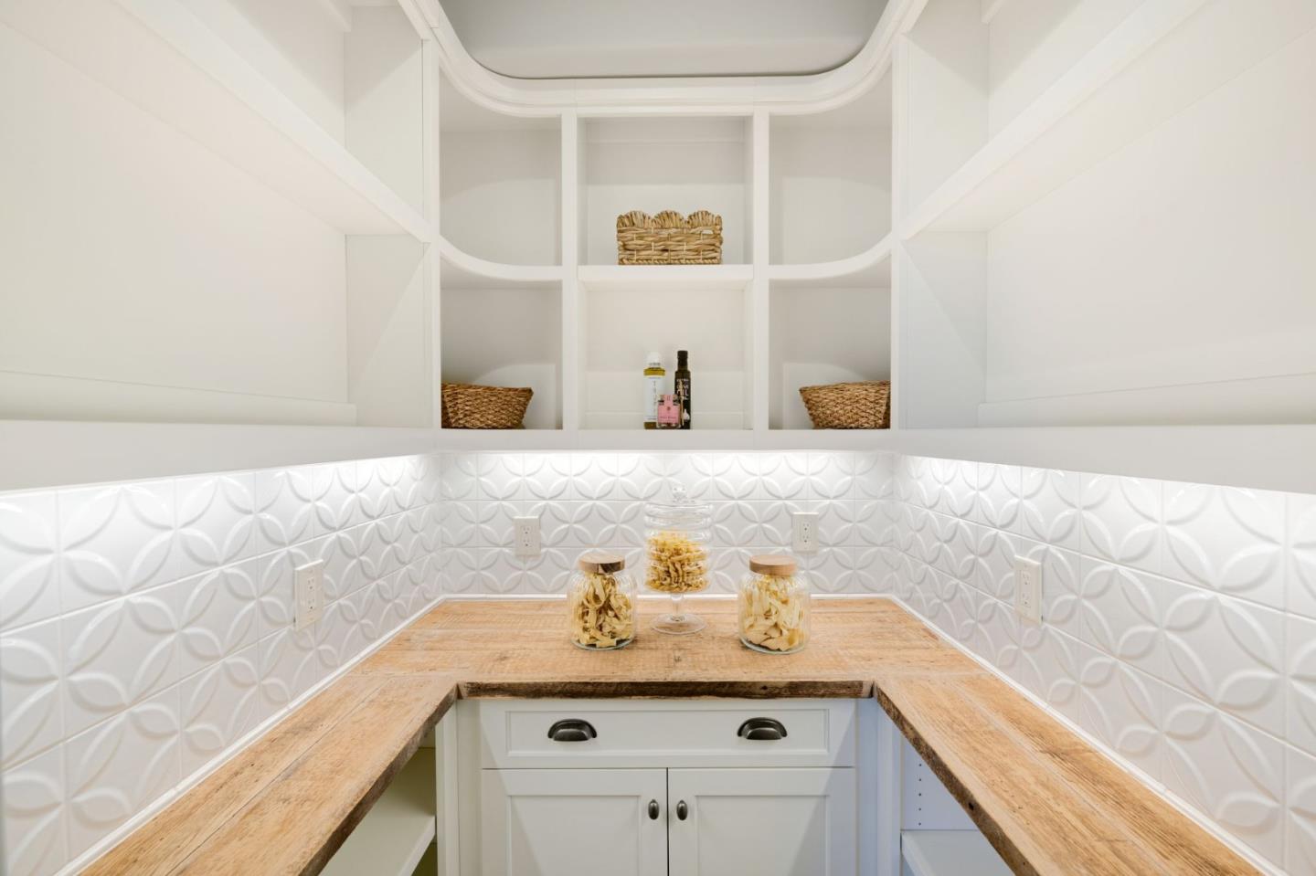 16781 Littlefield Lane