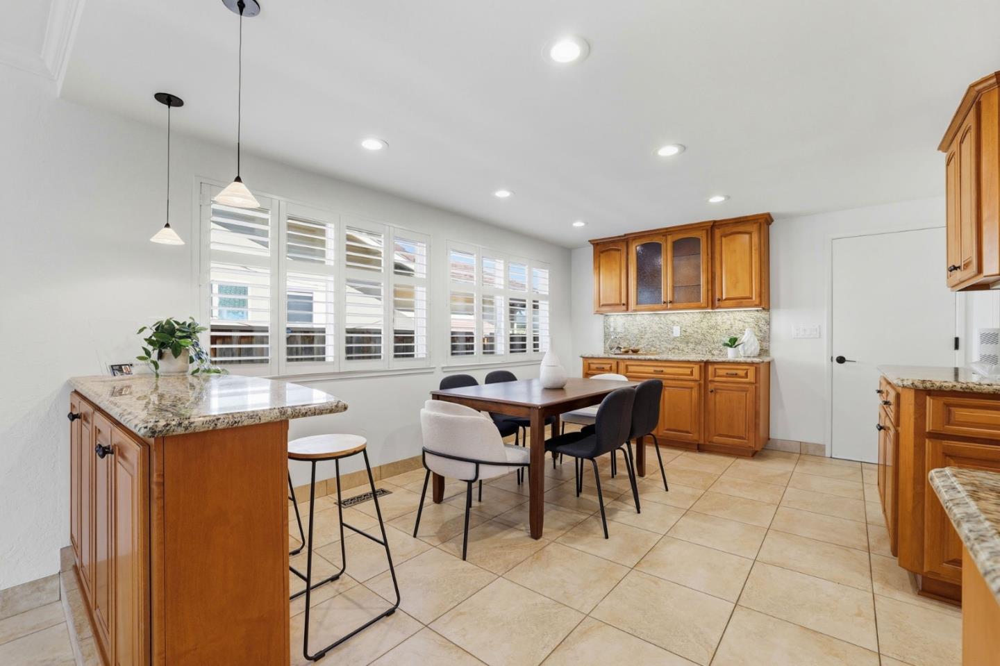 5031 Las Cruces Court