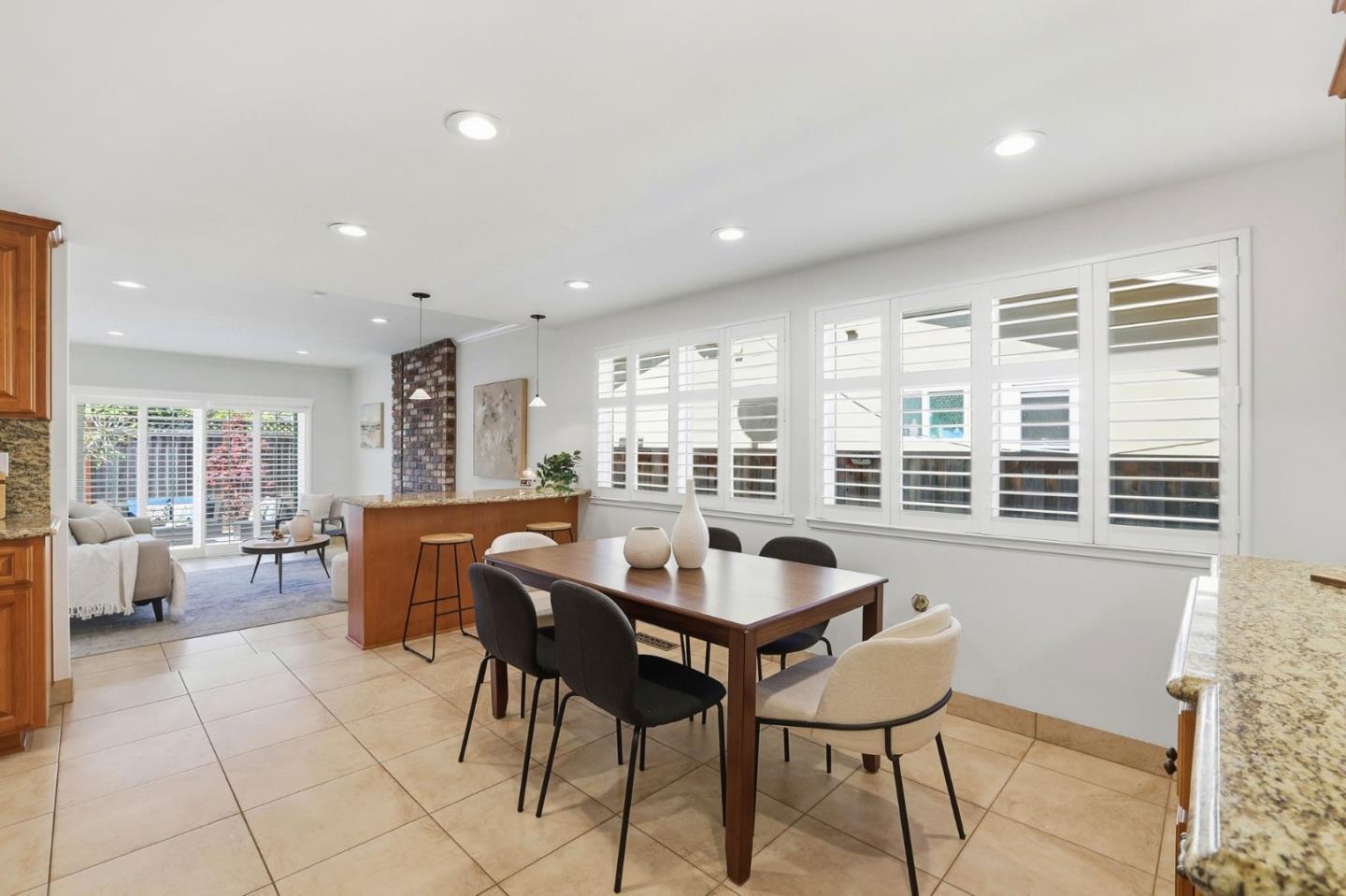 5031 Las Cruces Court