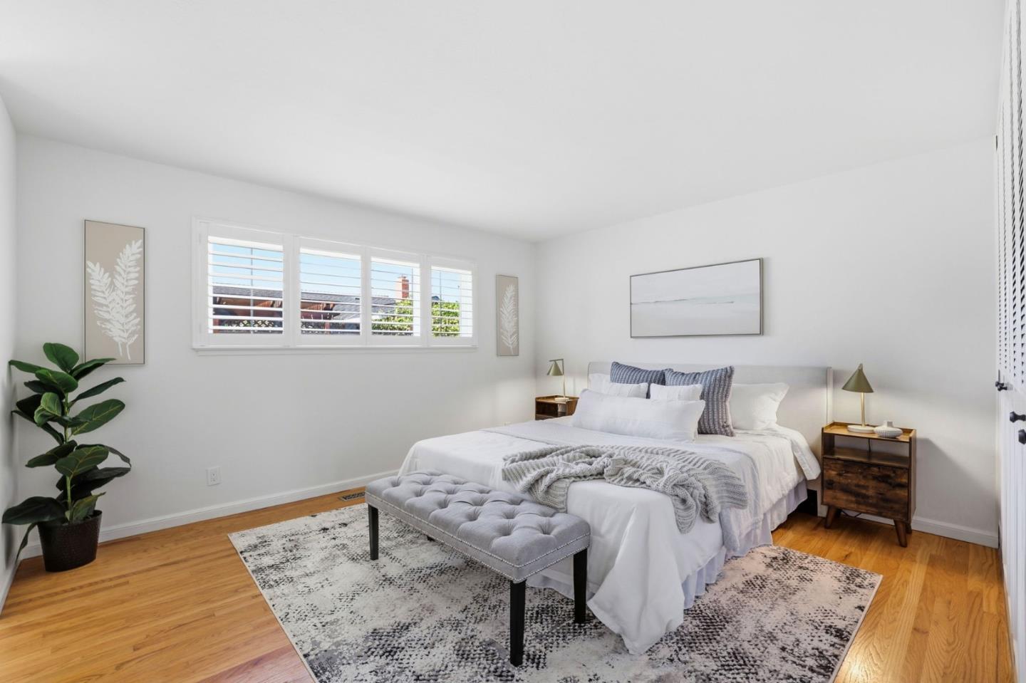 5031 Las Cruces Court