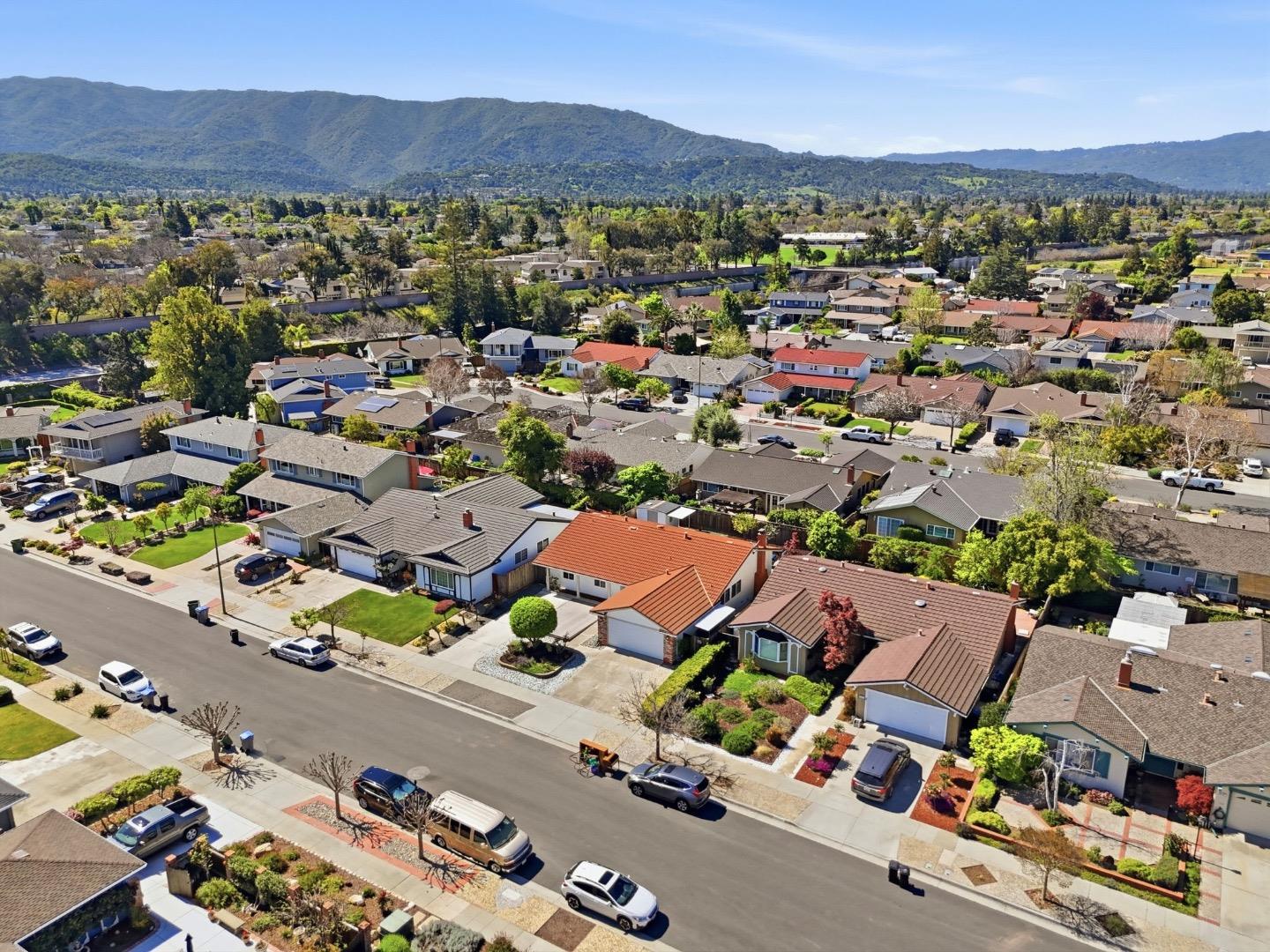 5031 Las Cruces Court