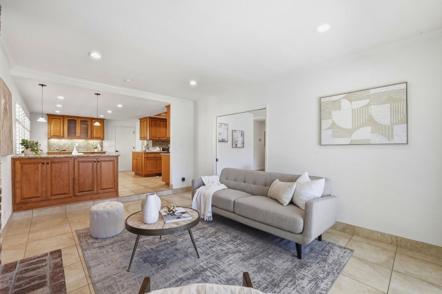 5031 Las Cruces Court