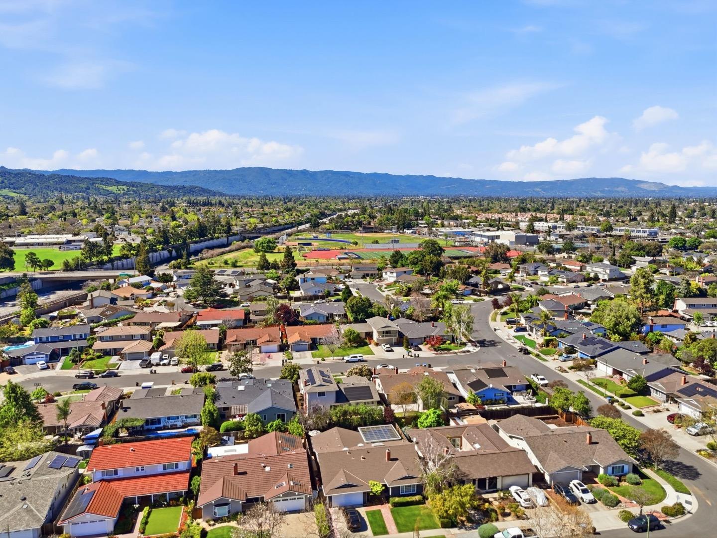 5031 Las Cruces Court