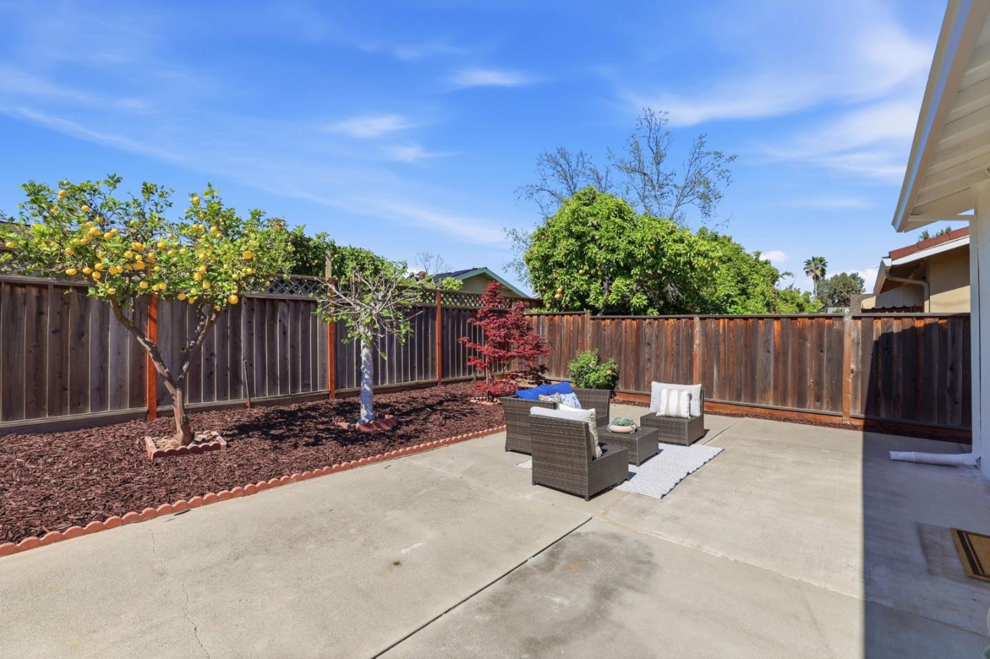 5031 Las Cruces Court