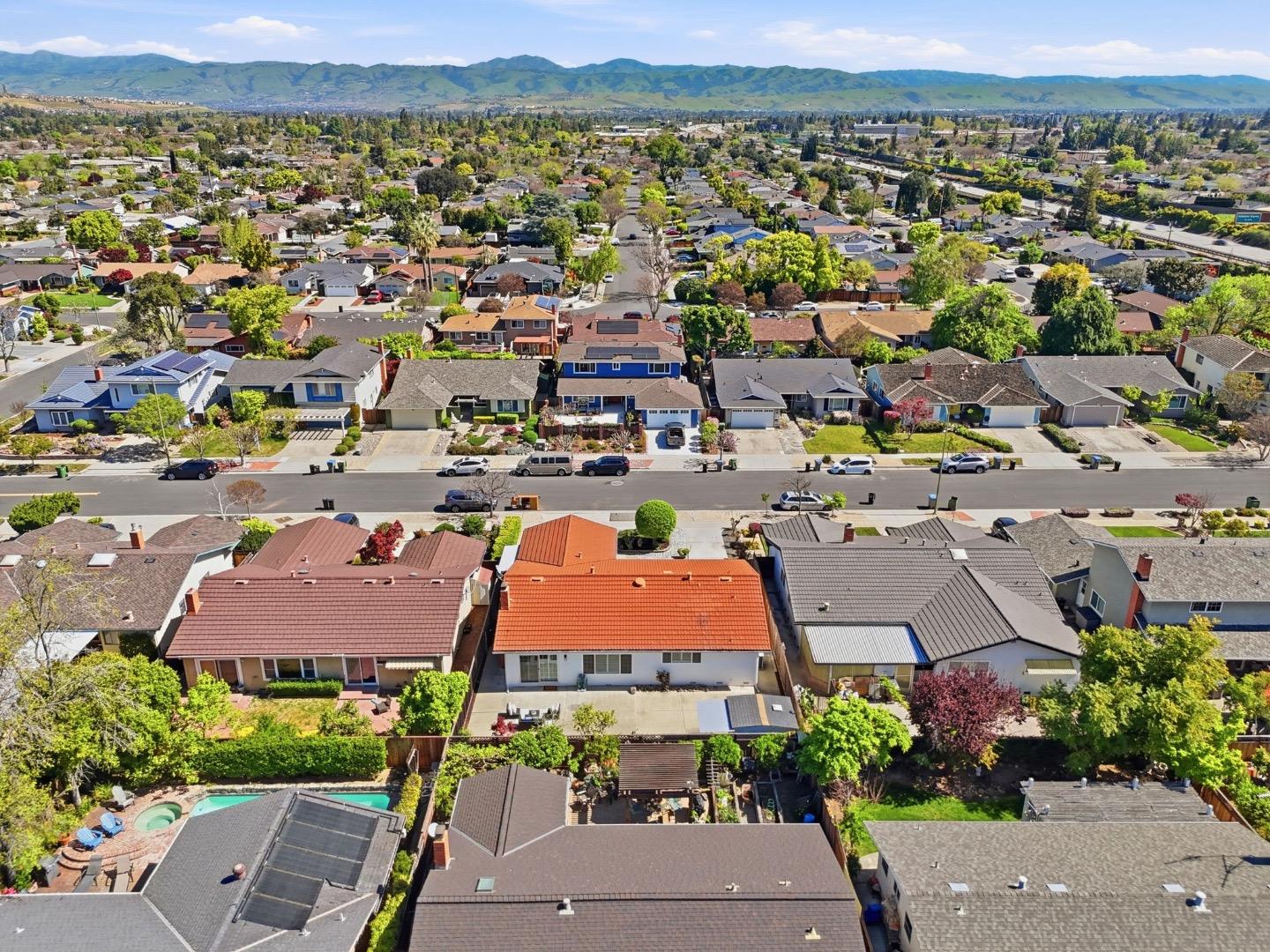 5031 Las Cruces Court