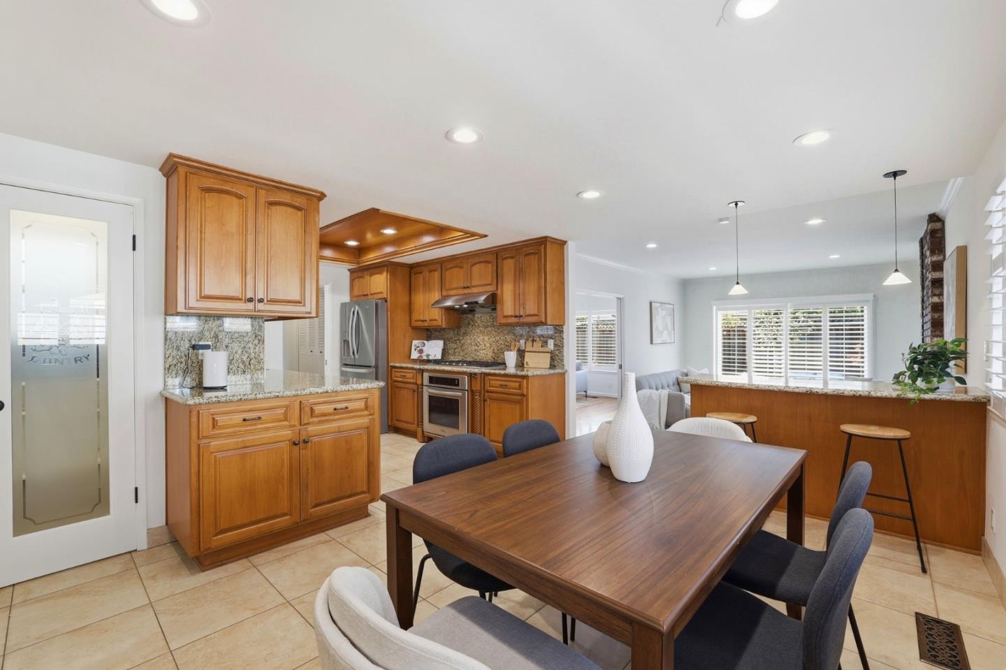 5031 Las Cruces Court