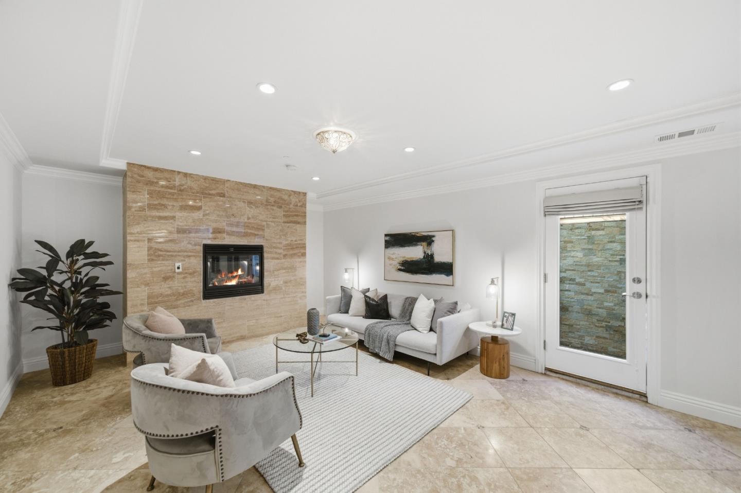 1481 West Hedding Street