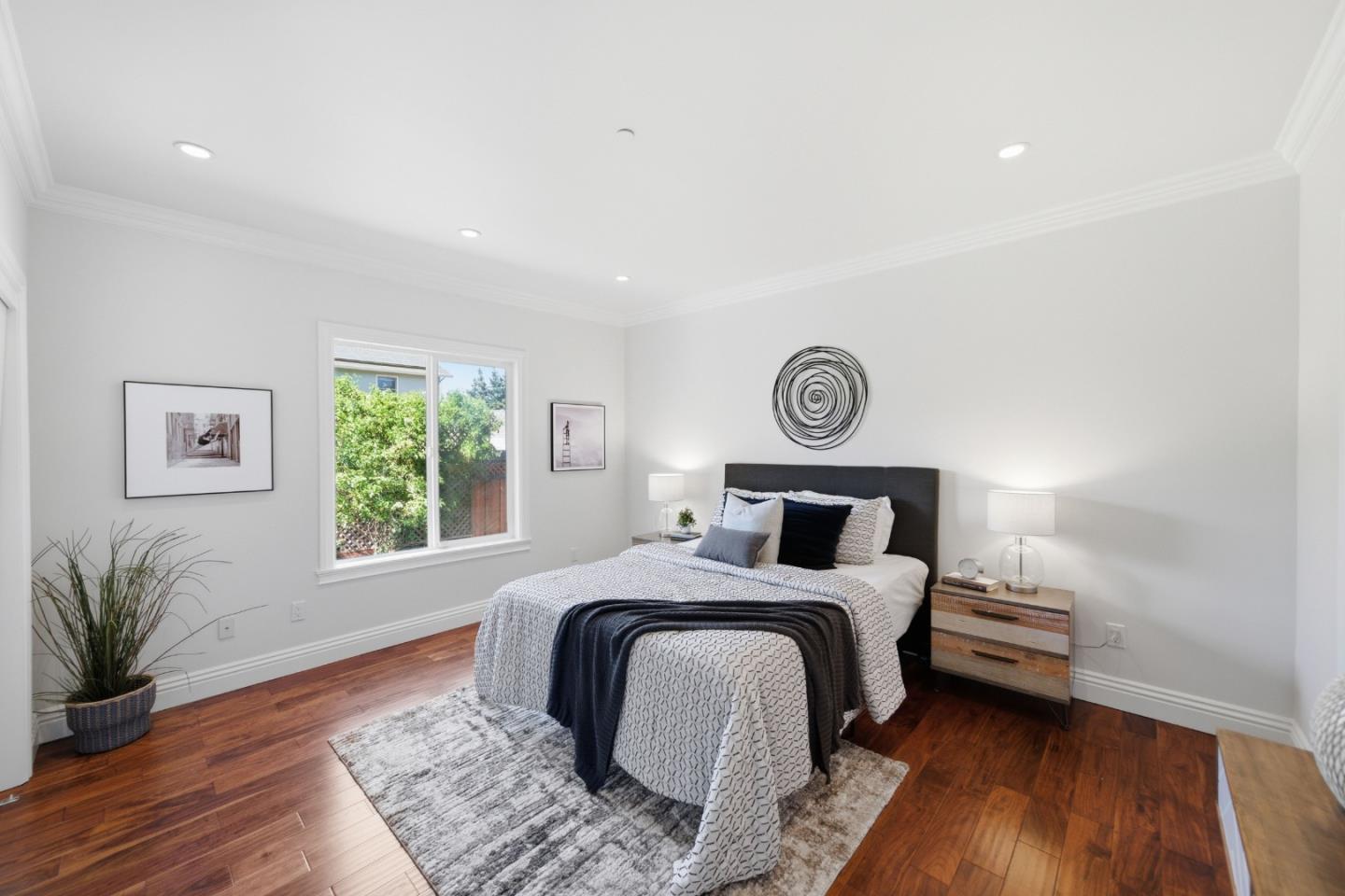 1481 West Hedding Street