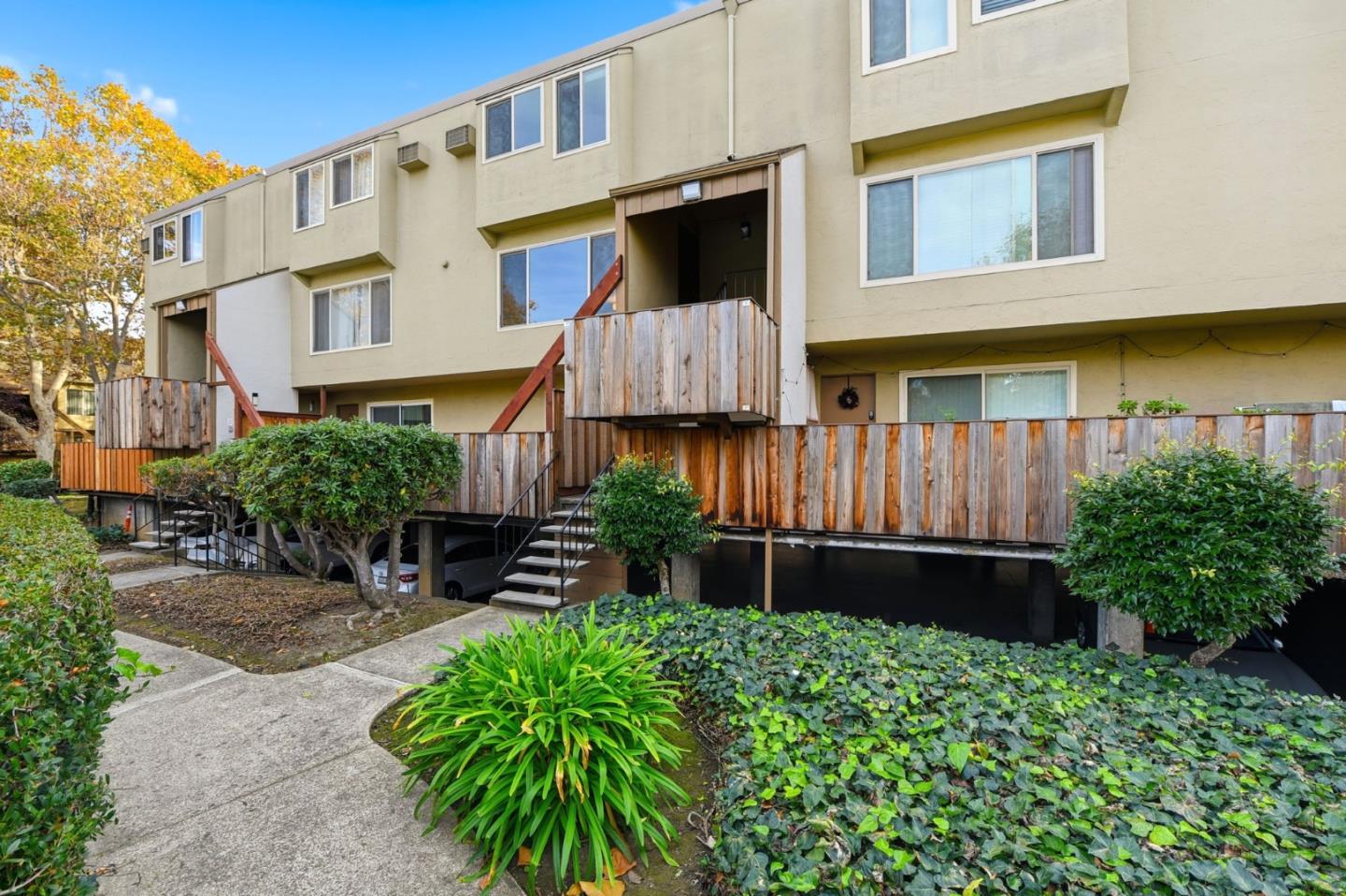 460 Auburn Way 5