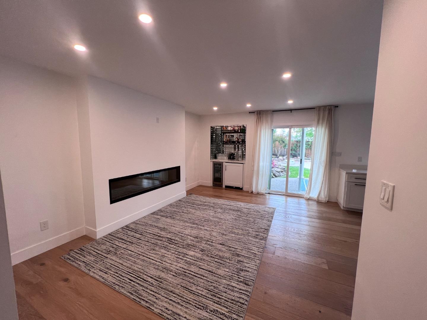 2884 Sombrero Circle