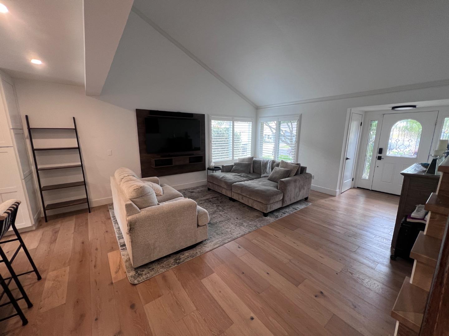 2884 Sombrero Circle