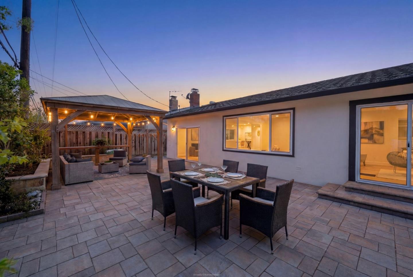 1096 Del Cambre Drive