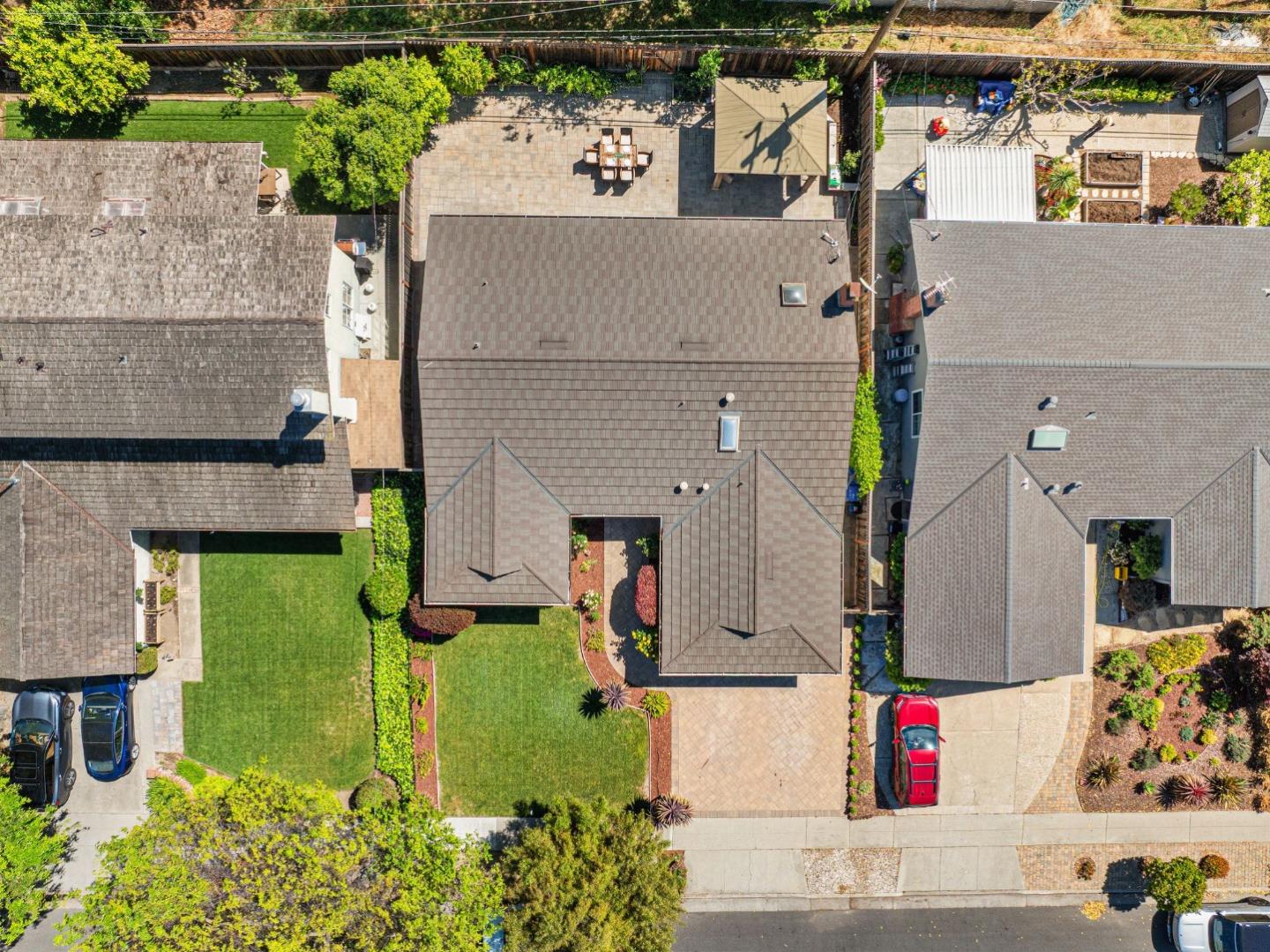 1096 Del Cambre Drive