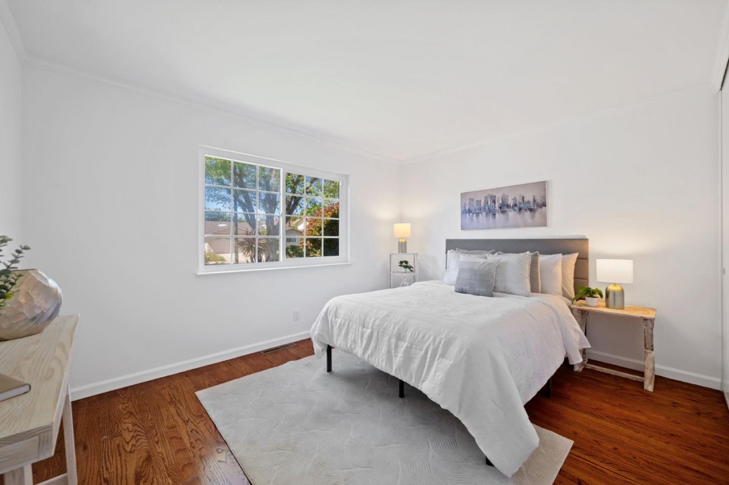 1096 Del Cambre Drive