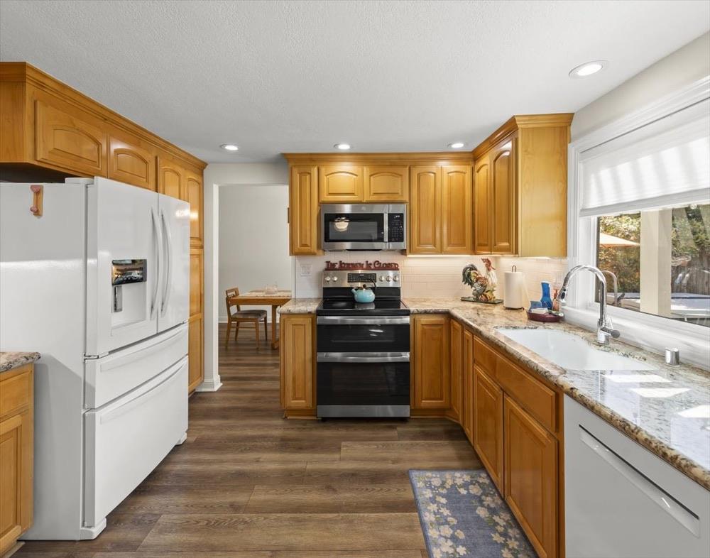 616 Brenda Lee Drive