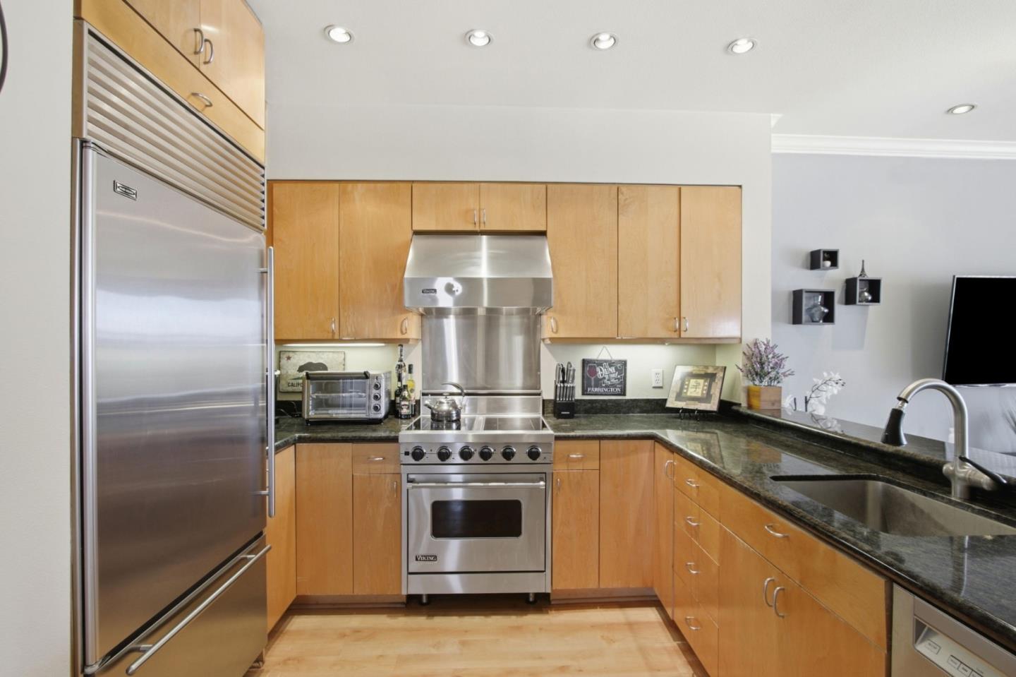 97 East Saint James Street 57